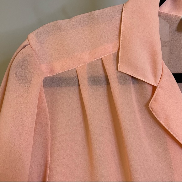 Vintage Peach Blouse - Picture 2 of 4